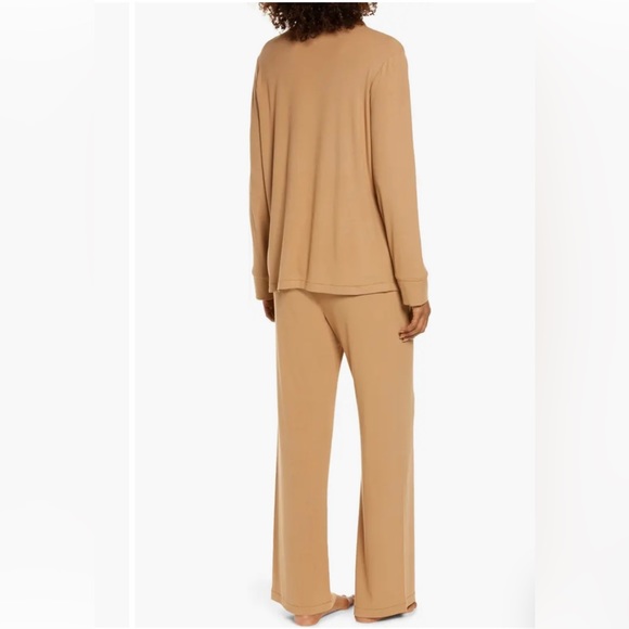 SKIMS Soft Lounge Sleep Set | Camel - Picture 2 of 10